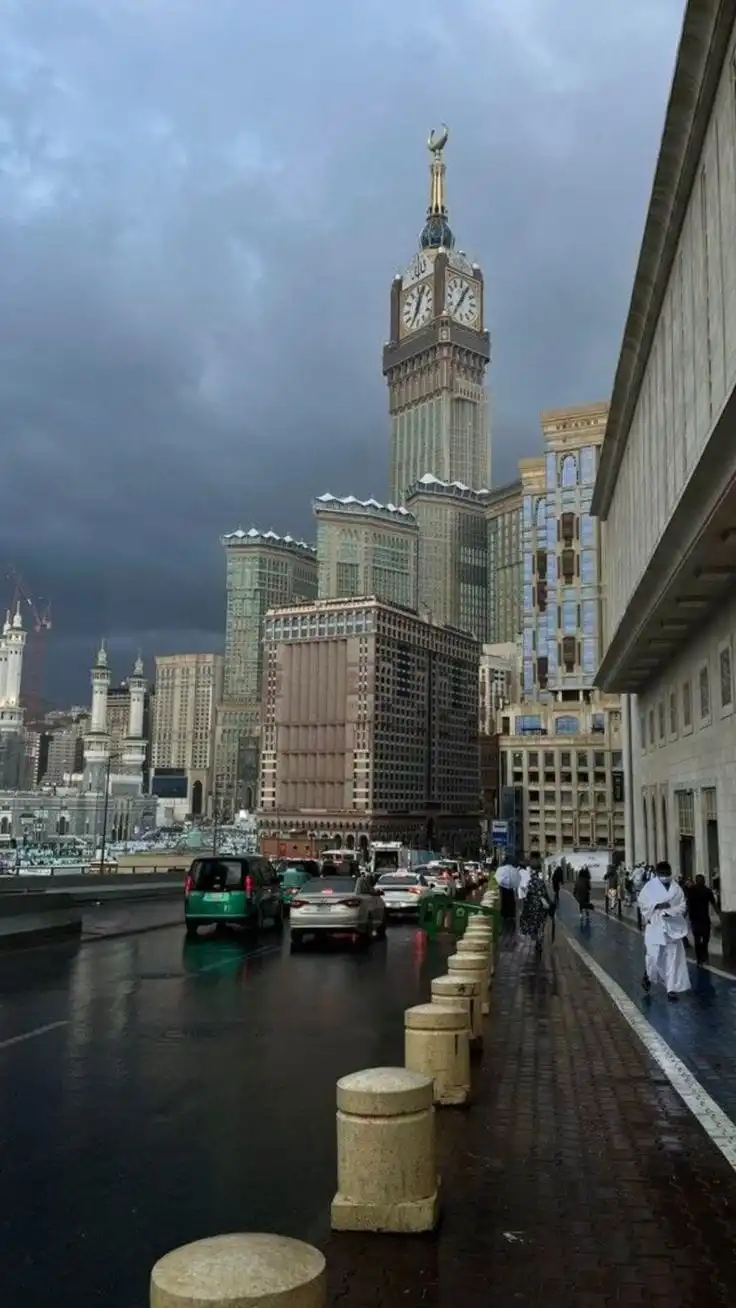 Build Trust & Authority Online for Your Hajj & Umrah Business